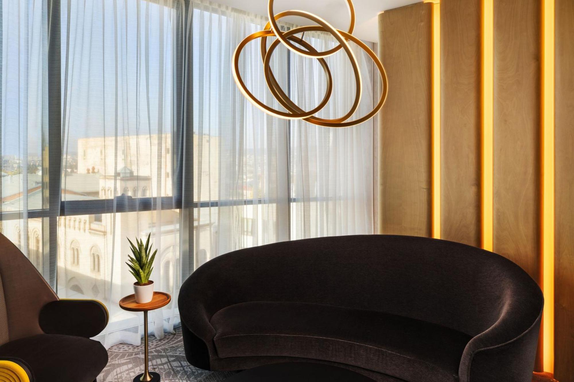 Paragraph Freedom Square, A Luxury Collection Hotel, Tbilisi Ngoại thất bức ảnh