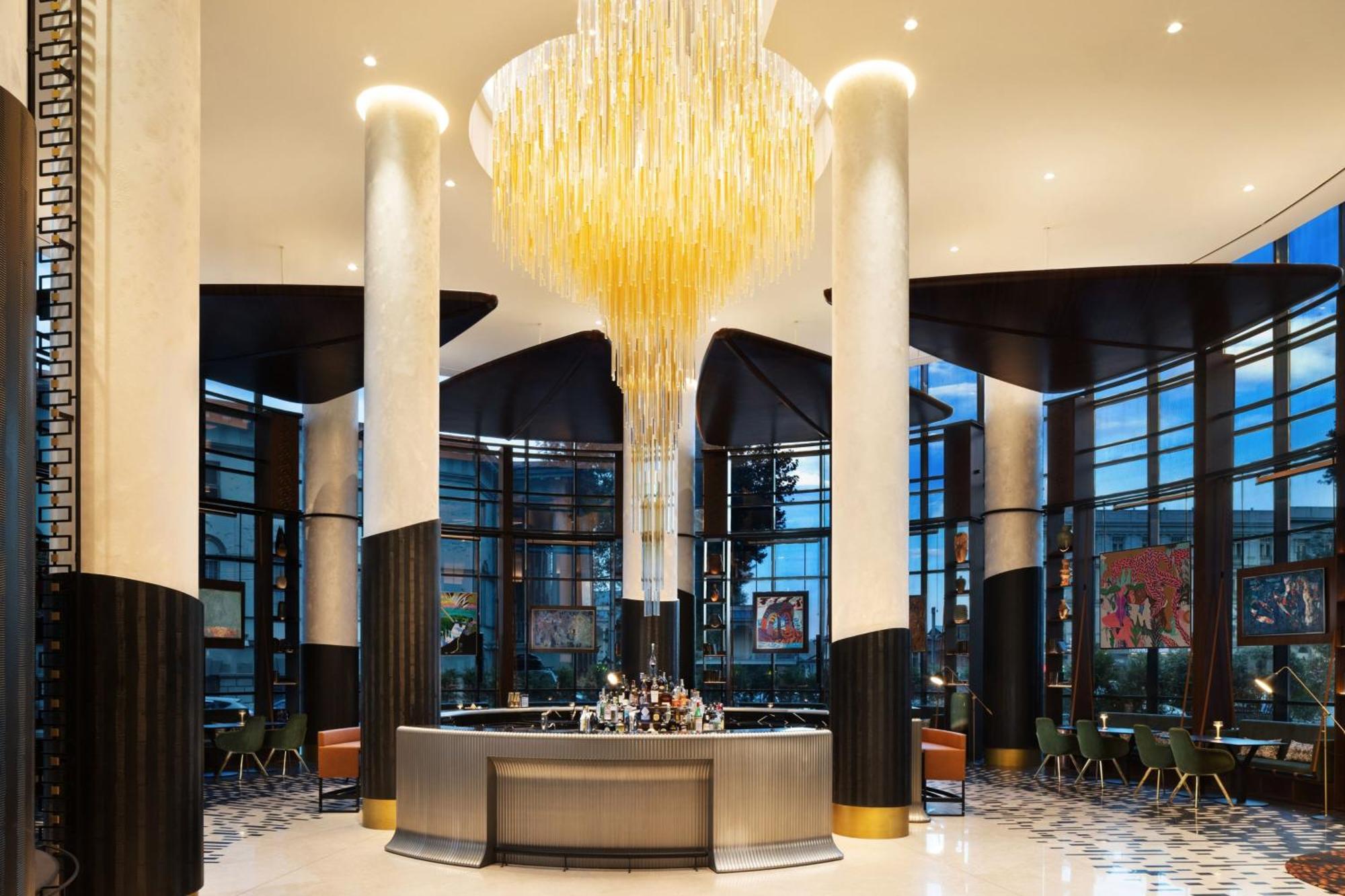 Paragraph Freedom Square, A Luxury Collection Hotel, Tbilisi Ngoại thất bức ảnh
