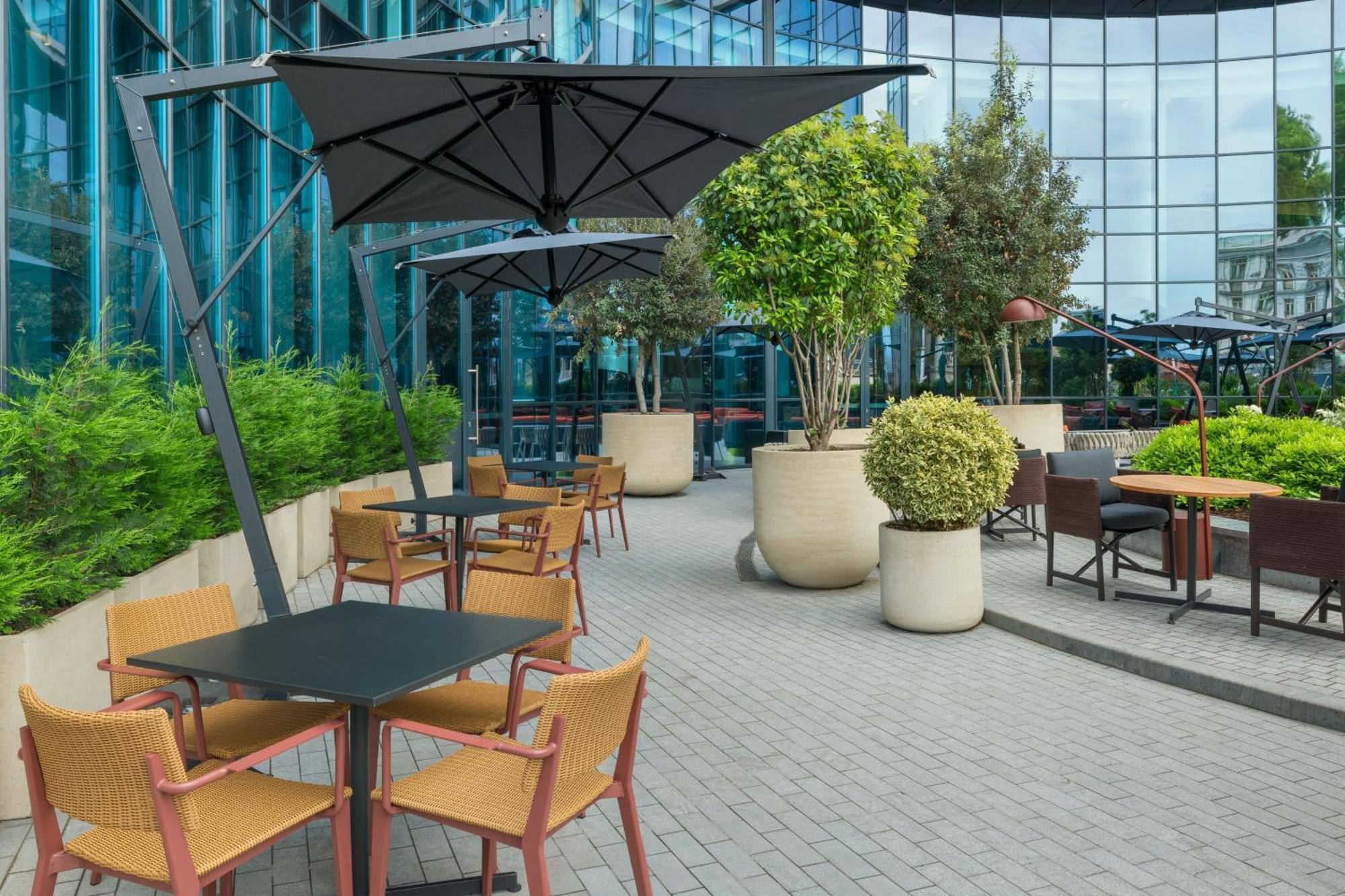 Paragraph Freedom Square, A Luxury Collection Hotel, Tbilisi Ngoại thất bức ảnh