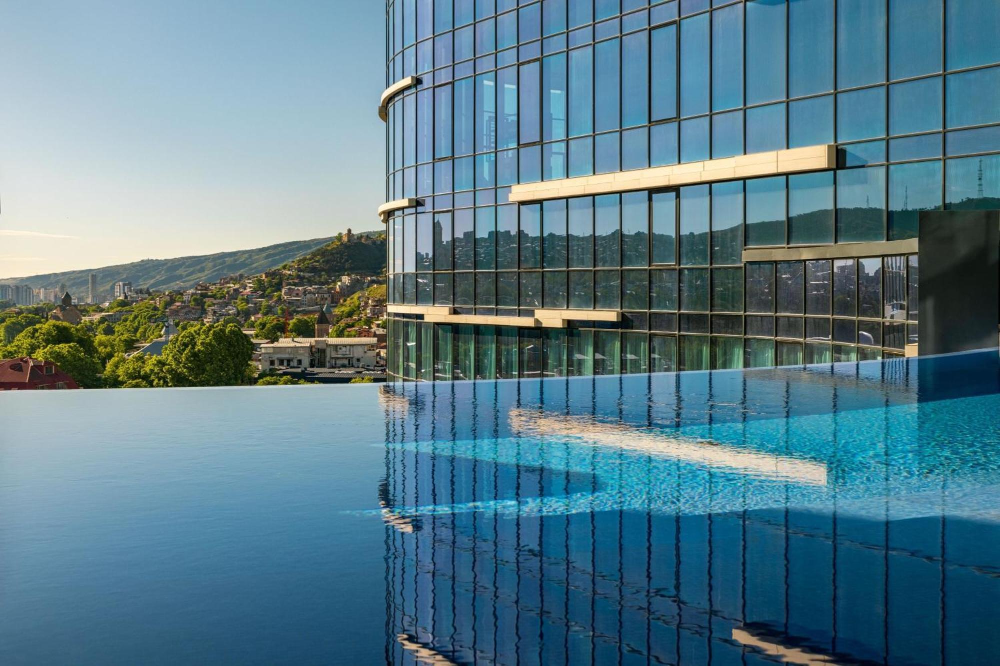 Paragraph Freedom Square, A Luxury Collection Hotel, Tbilisi Ngoại thất bức ảnh