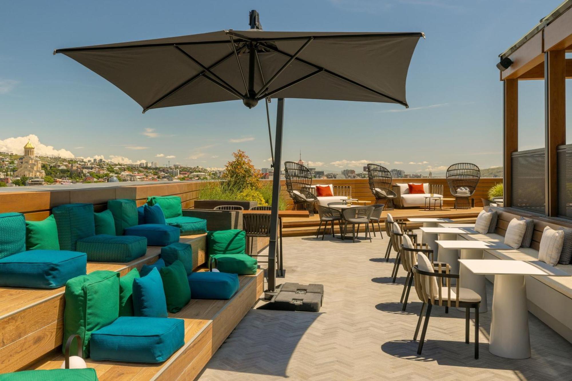 Paragraph Freedom Square, A Luxury Collection Hotel, Tbilisi Ngoại thất bức ảnh