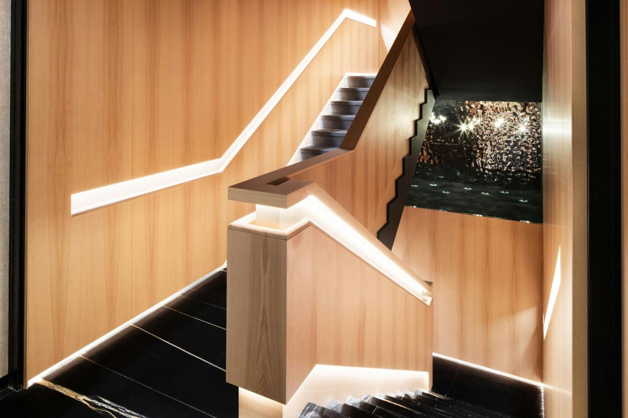 Paragraph Freedom Square, A Luxury Collection Hotel, Tbilisi Ngoại thất bức ảnh